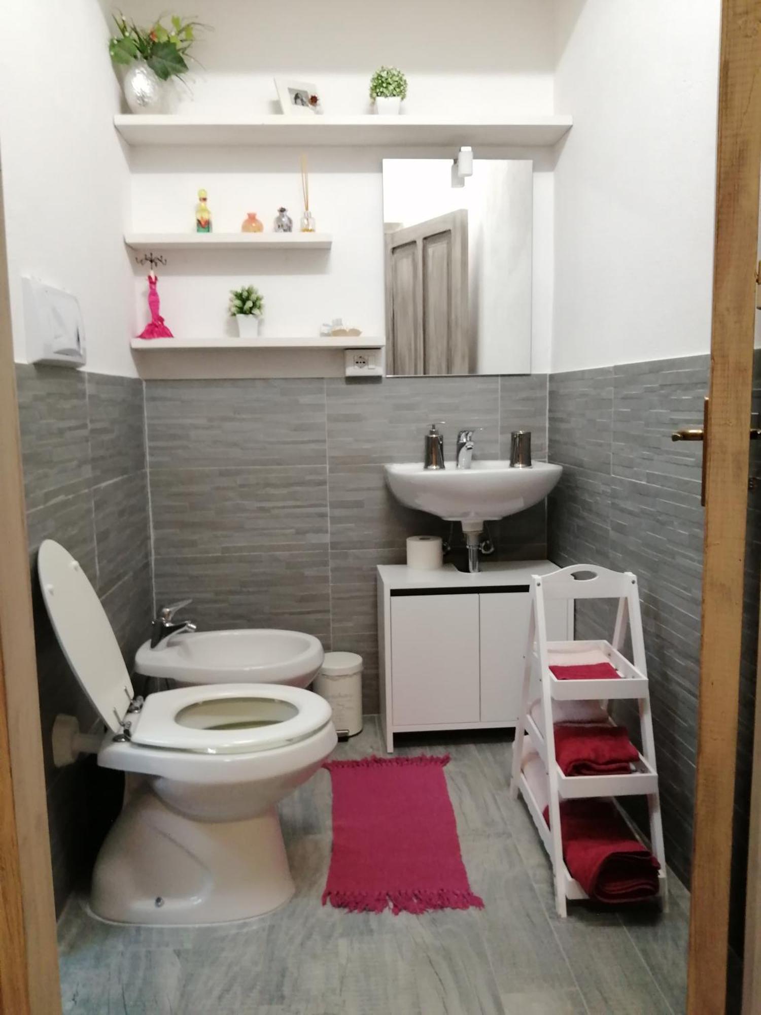 Lughera B&B Tula Ngoại thất bức ảnh
